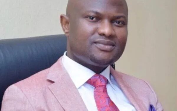 Dennis Idahosa Sworn In As Deputy Governor Of Edo State