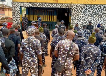 Gunmen Kill AAU Student in Ekpoma, Kidnap Palace Secretary, Three Children
